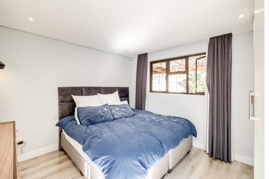 5 Bedroom Property for Sale in Valmary Park Western Cape